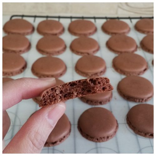 The interior of my macaron shell. .EC的馬卡龍內部組織